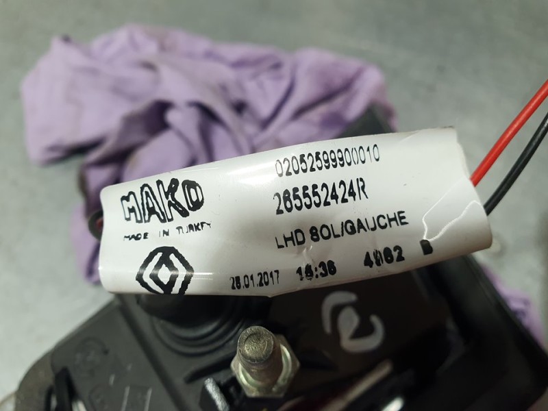 Recambio de piloto trasero izquierdo para renault clio iv societé referencia OEM IAM 265552424R  INTERIOR