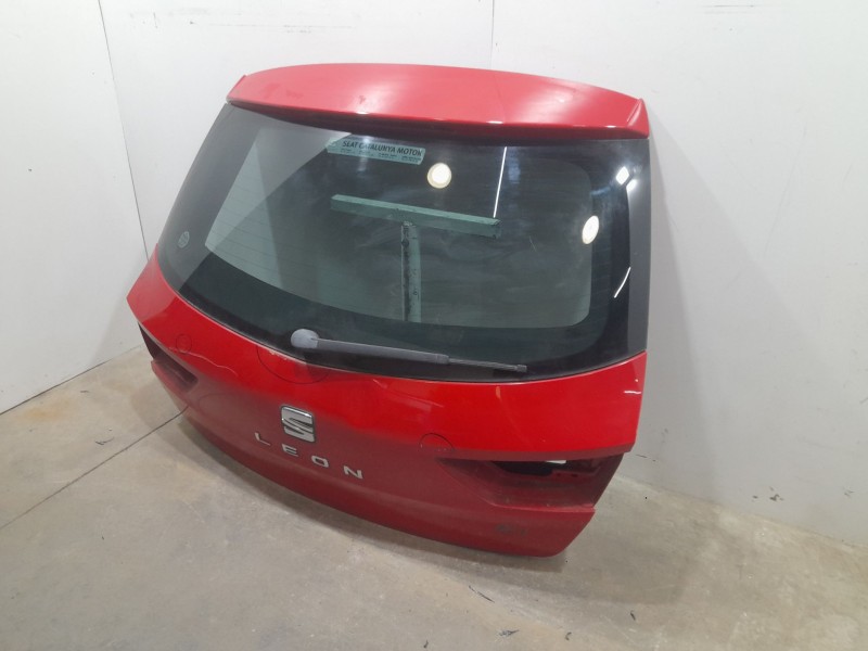 Recambio de porton trasero para seat leon st (5f8) 2.0 tdi referencia OEM IAM 5F9827024 TOCADO 