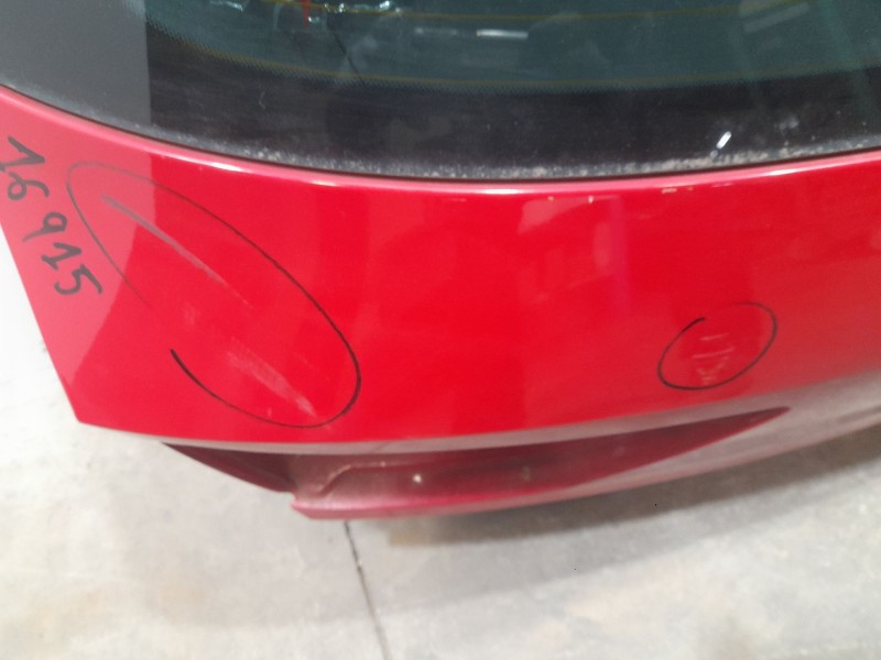 Recambio de porton trasero para seat leon st (5f8) 2.0 tdi referencia OEM IAM 5F9827024 TOCADO 