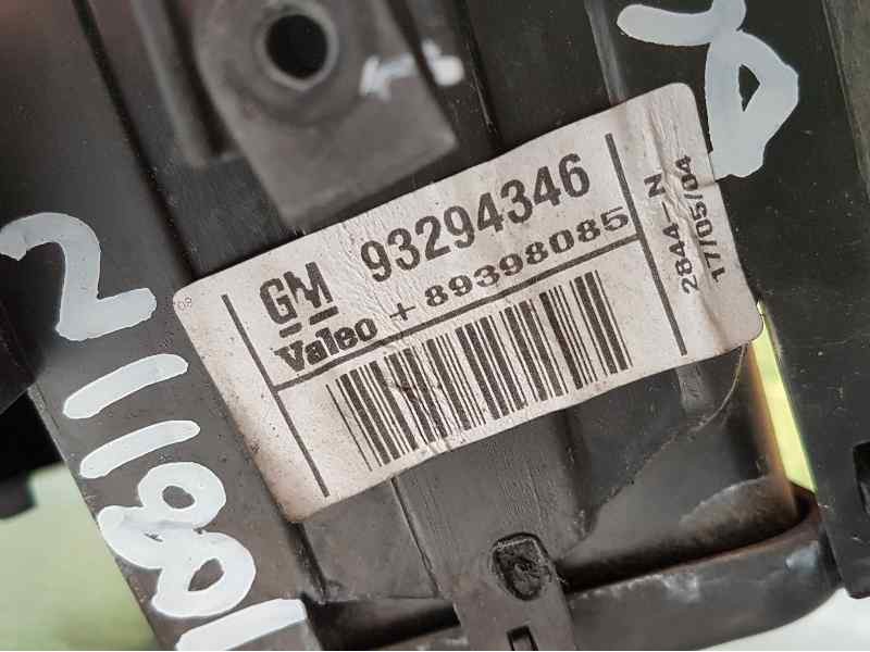 Recambio de piloto trasero derecho para opel meriva cosmo referencia OEM IAM 93294346 89398085 VALEO