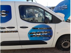 PUERTA DELANTERA DERECHA 9843488980 