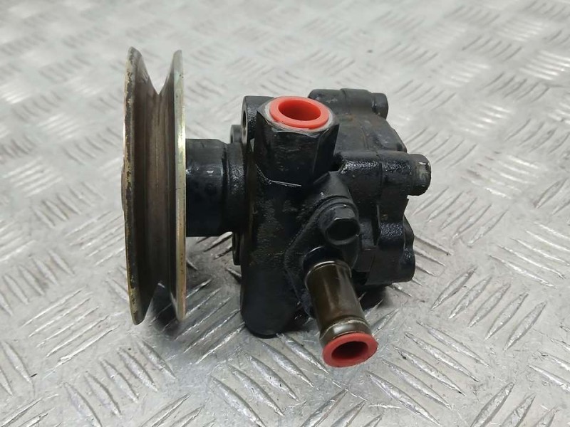 Recambio de bomba direccion para nissan sunny berlina (n14) lx referencia OEM IAM 4911074N00  