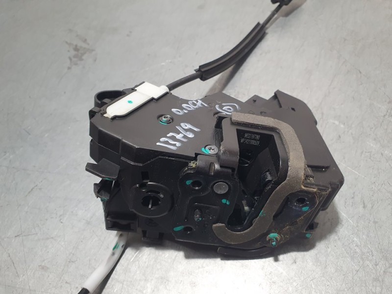 Recambio de cerradura puerta delantera derecha para citroën c4 1.2 12v e-thp pure tech referencia OEM IAM 9832797780 36000198M01