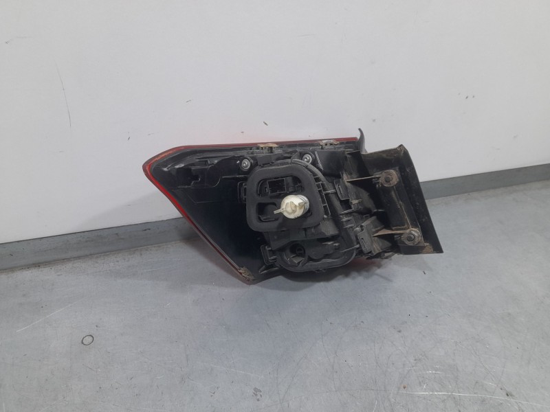 Recambio de piloto trasero derecho para seat arona style edition referencia OEM IAM 6F9945096B RE28960001 AL