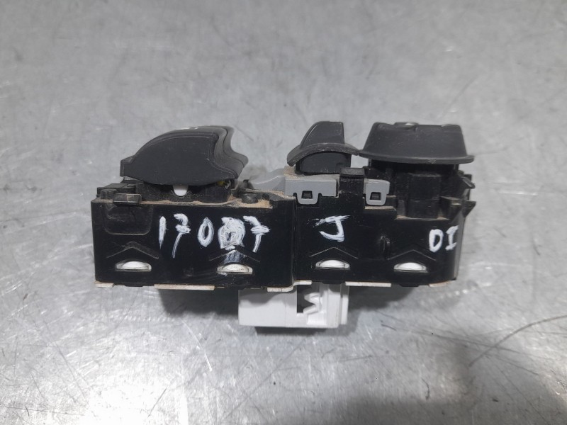 Recambio de mando elevalunas delantero izquierdo para fiat scudo furgoneta e-scudo (507) referencia OEM IAM 96783350ZD C/MANDO R