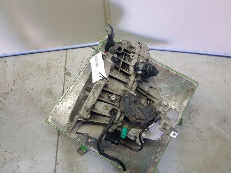 Recambio de caja cambios para renault fluence dynamique referencia OEM IAM TL4B045 B012611 6VELOCIDADES