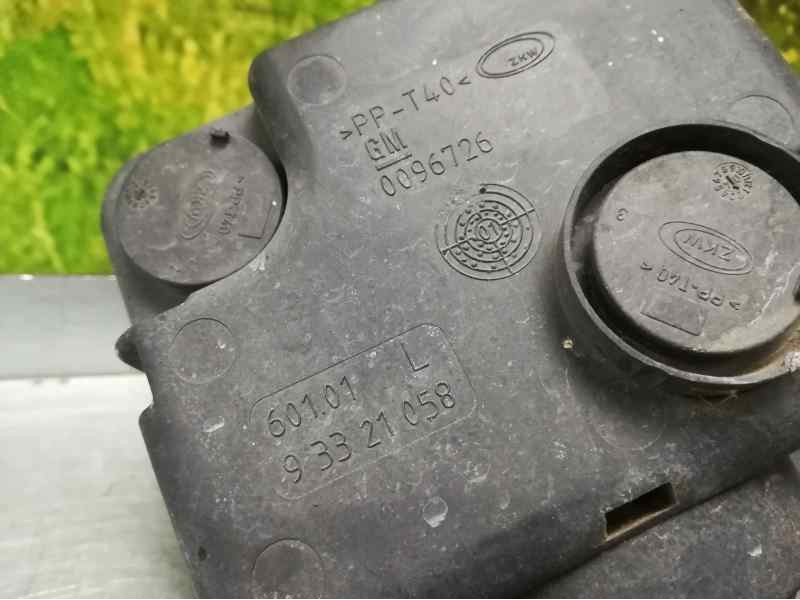 Recambio de faro antiniebla izquierdo para opel meriva cosmo referencia OEM IAM 93321058  