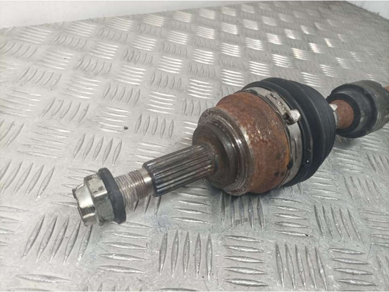 Recambio de transmision delantera izquierda para dacia sandero confort referencia OEM IAM 391011411R  