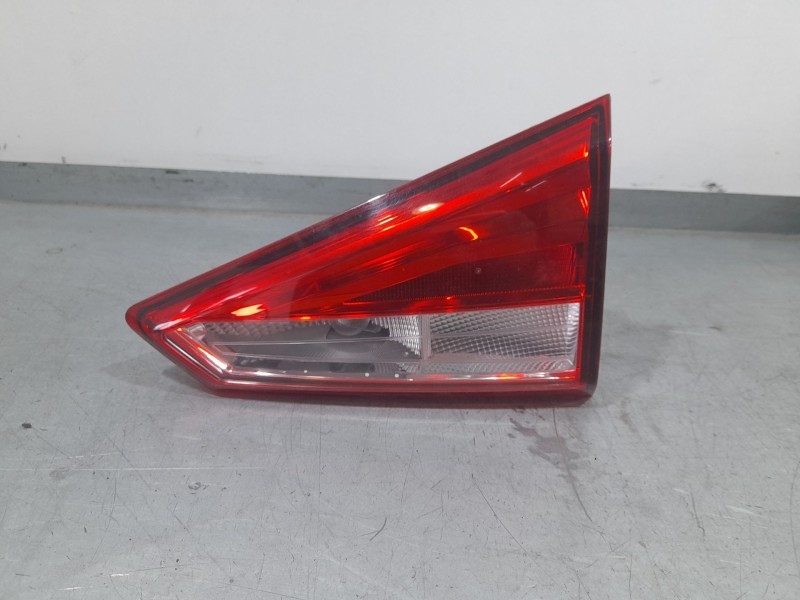 Recambio de piloto trasero derecho interior para seat arona style edition referencia OEM IAM 6F9945094D  