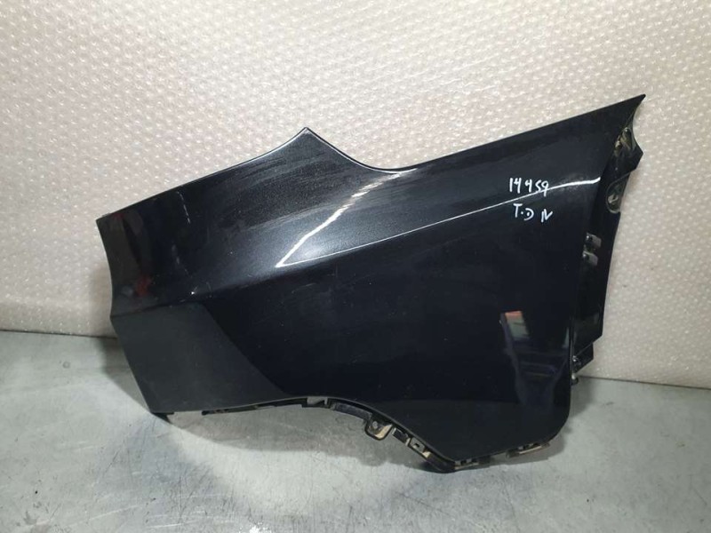 Recambio de puntera paragolpes trasera derecha para bmw x5 (e70) 3.0d referencia OEM IAM 1299070  