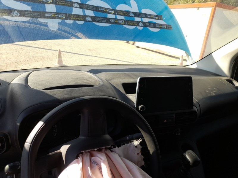 Recambio de salpicadero para citroën berlingo furgoneta/monovolumen (k9) 1.5 bluehdi 100 referencia OEM IAM 16841899ZD  