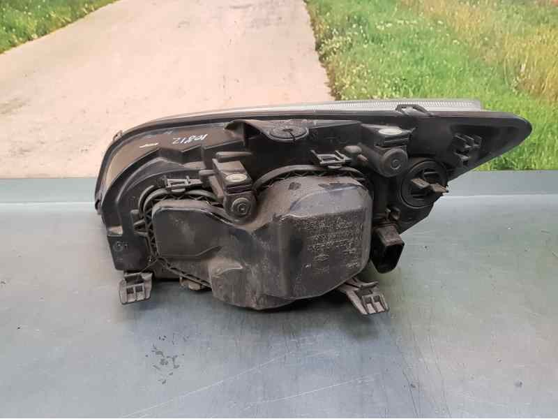 Recambio de faro derecho para ford focus berlina (cap) ambiente (d) referencia OEM IAM   PULIR