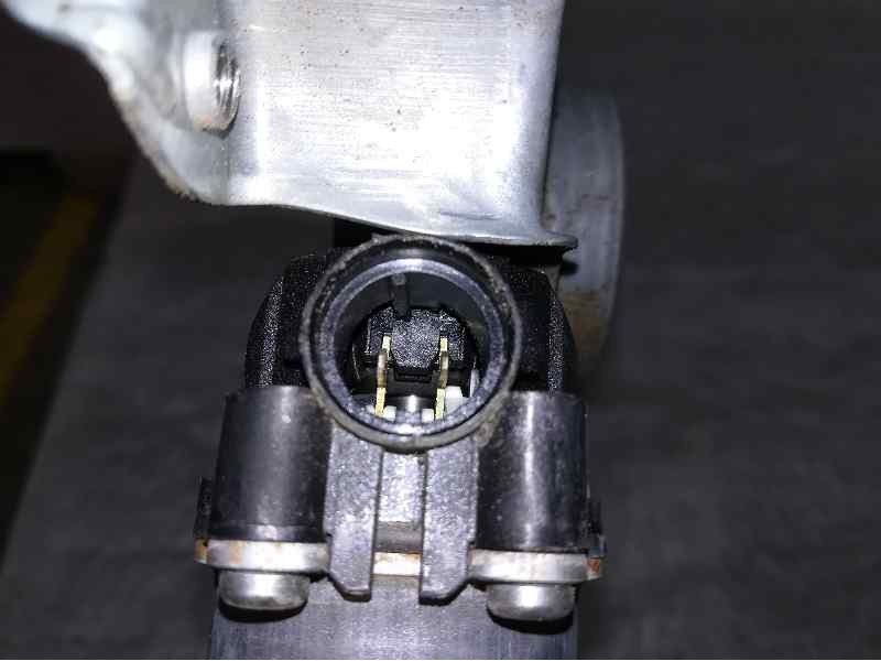 Recambio de elevalunas trasero derecho para nissan primera berlina (p12) acenta referencia OEM IAM 400600 2 PINS ELECTRICO 