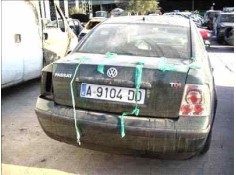 VOLKSWAGEN PASSAT BERLINA (3B2)