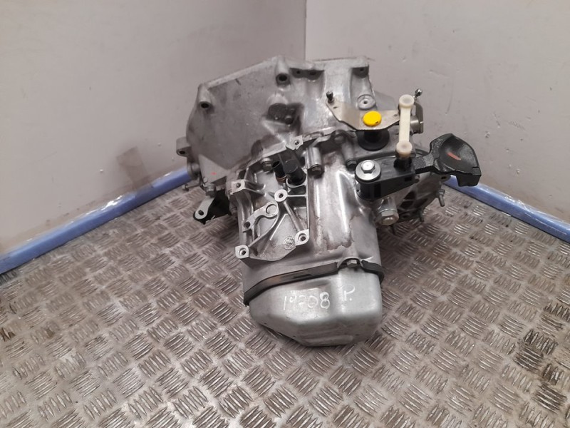 Recambio de caja cambios para citroën c-elysée seduction referencia OEM IAM 20CR15 1348261 5VELOCIDADES