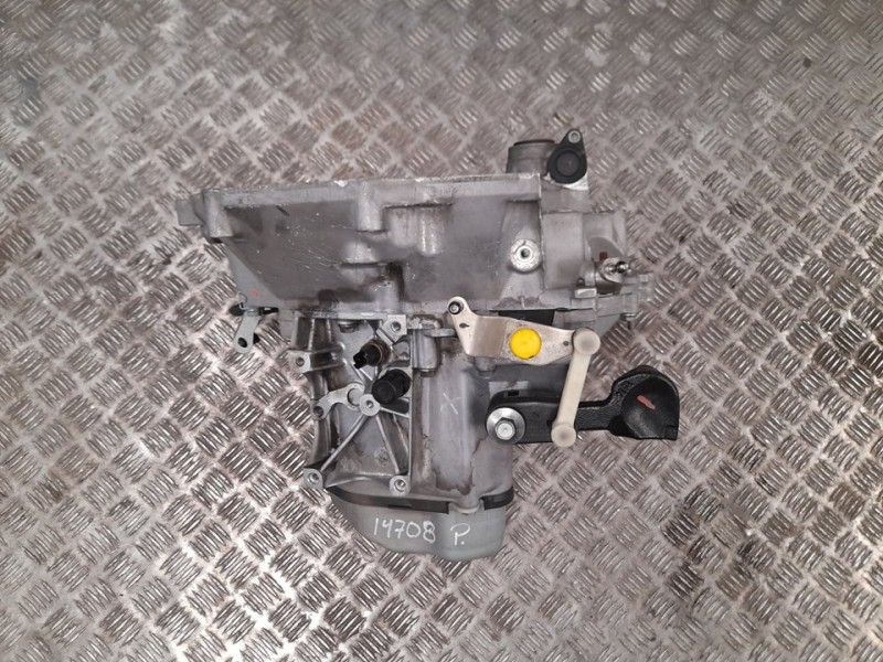 Recambio de caja cambios para citroën c-elysée seduction referencia OEM IAM 20CR15 1348261 5VELOCIDADES