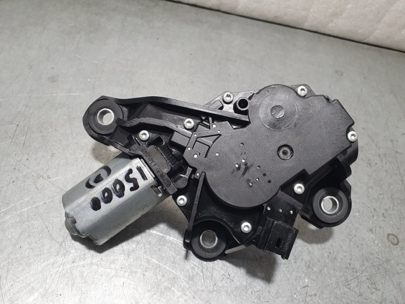 Recambio de motor limpia trasero para nissan qashqai (j10) acenta referencia OEM IAM 28710JD000 0390201820 BOSCH