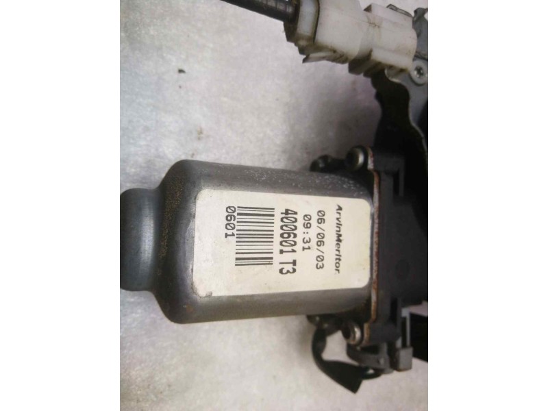 Recambio de elevalunas trasero izquierdo para nissan primera berlina (p12) acenta referencia OEM IAM 400601T3 400601T3 DOS PINS