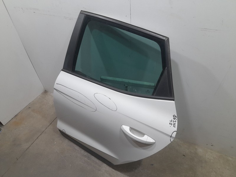 Recambio de puerta trasera izquierda para seat arona style edition referencia OEM IAM 6F9833051C  