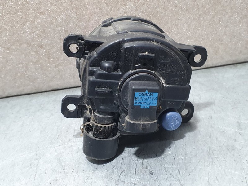 Recambio de faro antiniebla derecho para citroën c-elysée seduction referencia OEM IAM 9687410080 89207181 VALEO