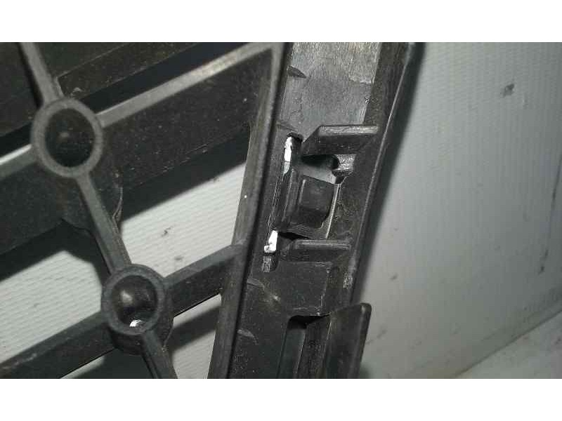 Recambio de rejilla delantera para ford mondeo sportbreak (ca2) limited edition referencia OEM IAM   