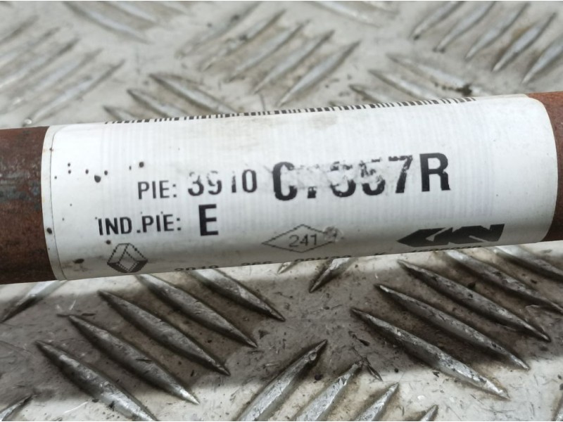 Recambio de transmision delantera derecha para dacia sandero stepway referencia OEM IAM 391007857R  