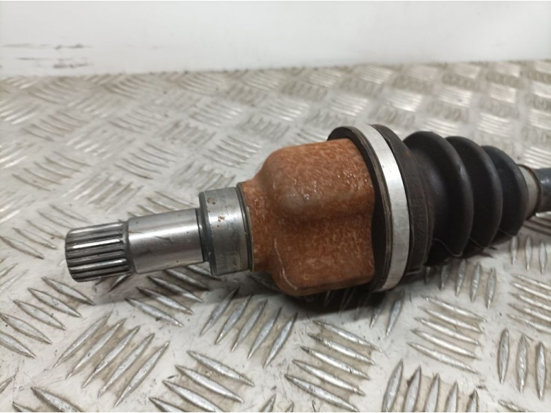 Recambio de transmision delantera izquierda para peugeot 208 style referencia OEM IAM 9803959580  