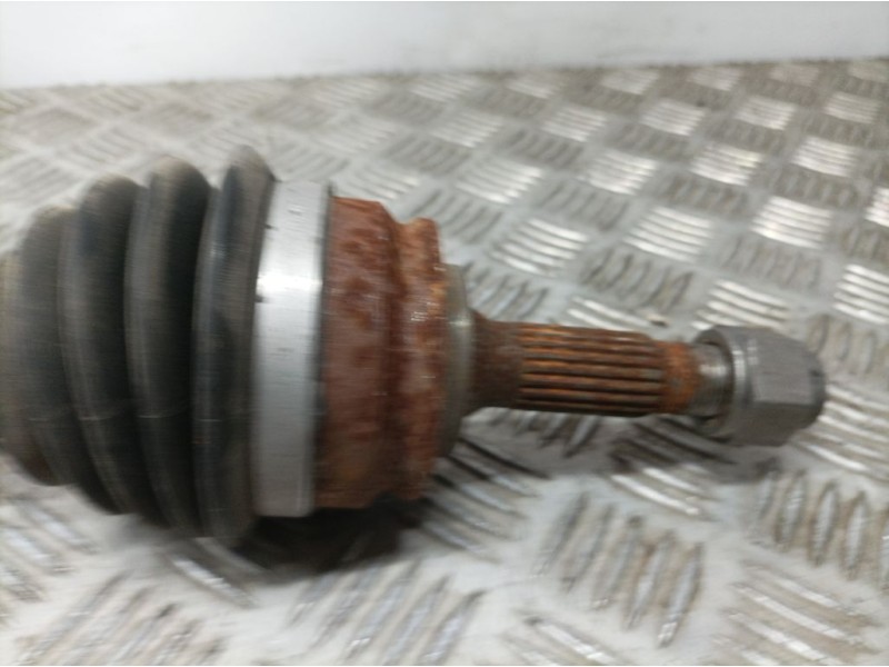 Recambio de transmision delantera izquierda para peugeot 208 style referencia OEM IAM 9803959580  