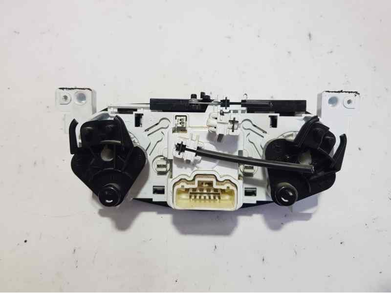 Recambio de mando calefaccion / aire acondicionado para dacia sandero stepway referencia OEM IAM A42303400  