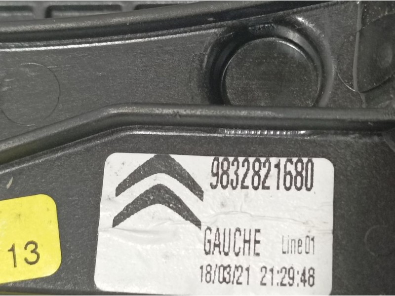 Recambio de elevalunas delantero izquierdo para citroën c4 1.2 12v e-thp pure tech referencia OEM IAM 9832821680  ELECTRICO 6 PI