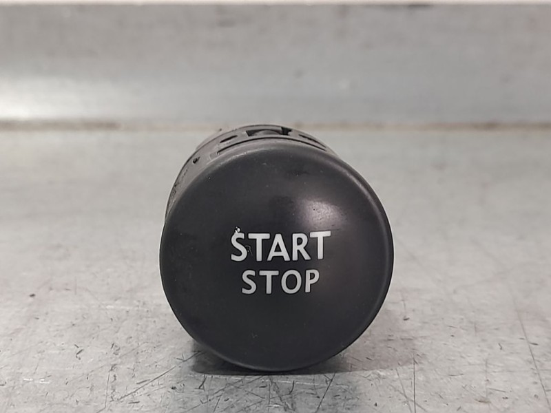 Recambio de boton start/stop para volvo s40 berlina 1.6 referencia OEM IAM   4 PINES