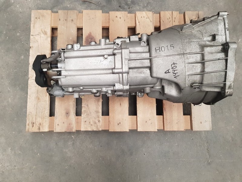 Recambio de caja cambios para bmw serie 3 touring (e91) 320d referencia OEM IAM 23007533818 S710411003 6VELOCIDADES