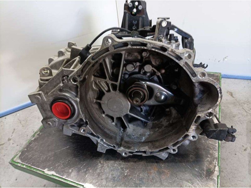Recambio de caja cambios para hyundai i30 (gd) classic referencia OEM IAM WDJ6E 878917 6 VELOCIDADES