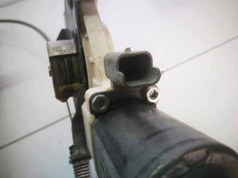 Recambio de elevalunas delantero izquierdo para nissan micra (k12e) 1.2 cat referencia OEM IAM 130822202  2 PÌNS