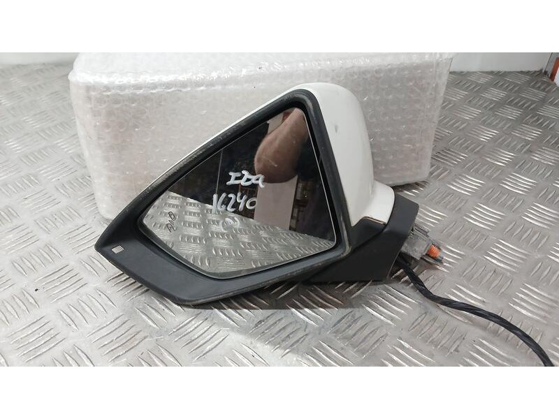 Recambio de retrovisor izquierdo para seat arona style edition referencia OEM IAM 6F1857507AC ELECTRICO 8 Y 2 CABLES 