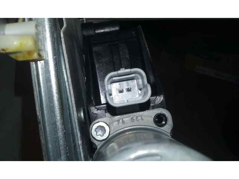 Recambio de elevalunas delantero derecho para peugeot 208 active referencia OEM IAM  2PINS ELECTRICO