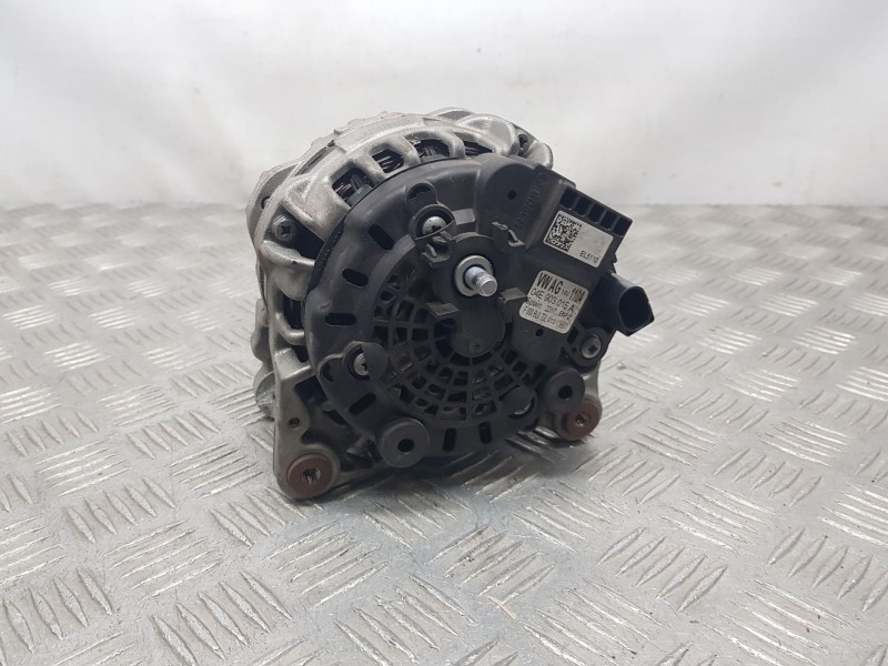 Recambio de alternador para volkswagen polo v (6r1, 6c1) 1.2 tsi 16v referencia OEM IAM 04E903015A  