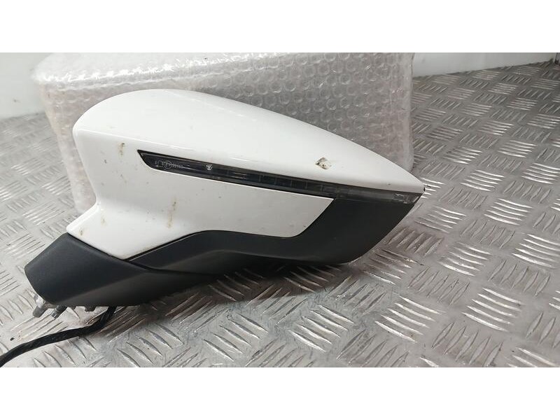 Recambio de retrovisor izquierdo para seat arona style edition referencia OEM IAM 6F1857507AC ELECTRICO 8 Y 2 CABLES 