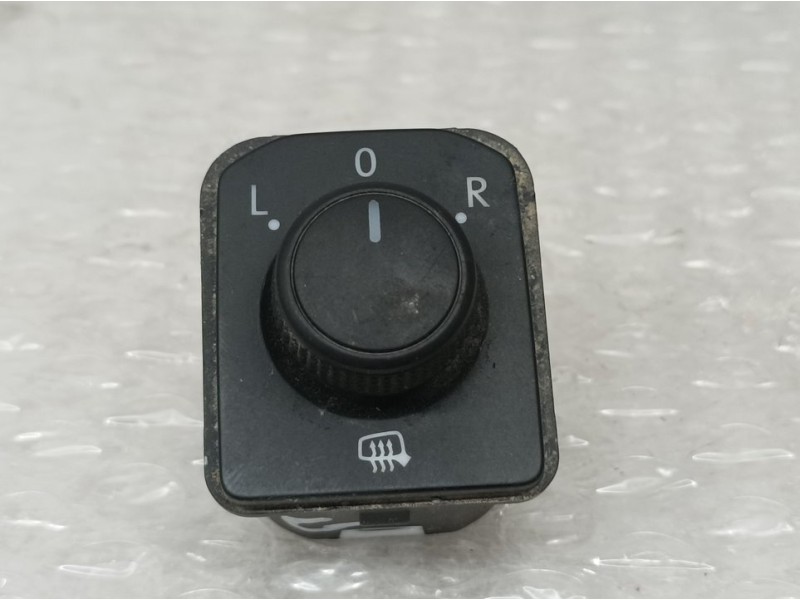 Recambio de mando retrovisor para skoda scala (nw) active referencia OEM IAM 654959566  