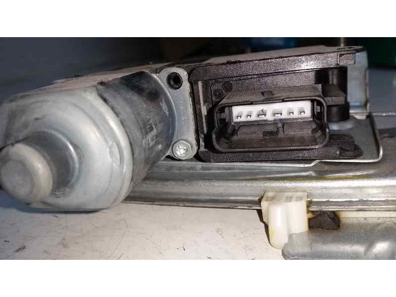 Recambio de elevalunas delantero izquierdo para peugeot 208 active referencia OEM IAM  6 PINS ELECTRICO