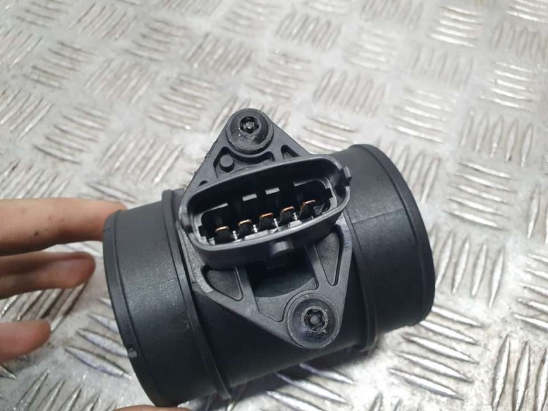 Recambio de caudalimetro para opel zafira a club referencia OEM IAM 24437502 0281002478 BOSCH