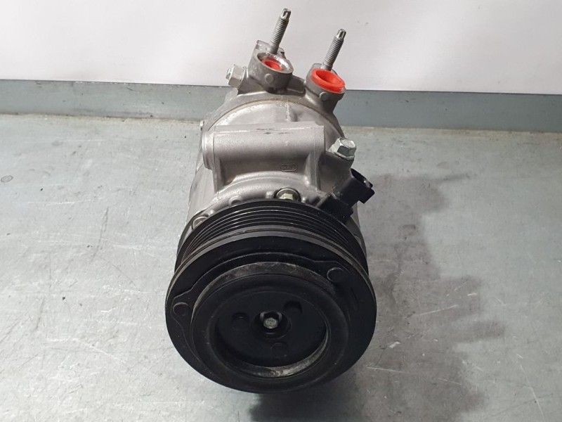 Recambio de compresor aire acondicionado para ford focus st-line referencia OEM IAM JX6119D629HA 20190822 FOMOCO