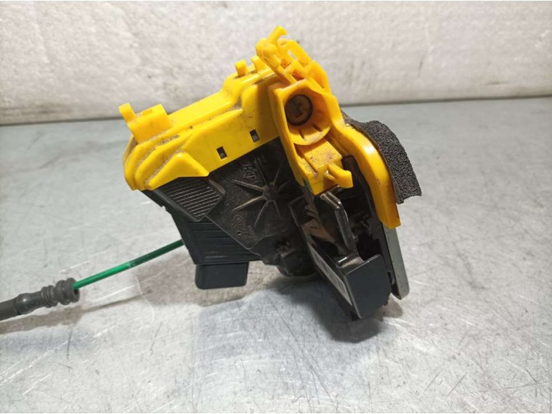 Recambio de cerradura puerta delantera izquierda para hyundai i30 (gd) classic referencia OEM IAM 81310A6400  ELECTRICA