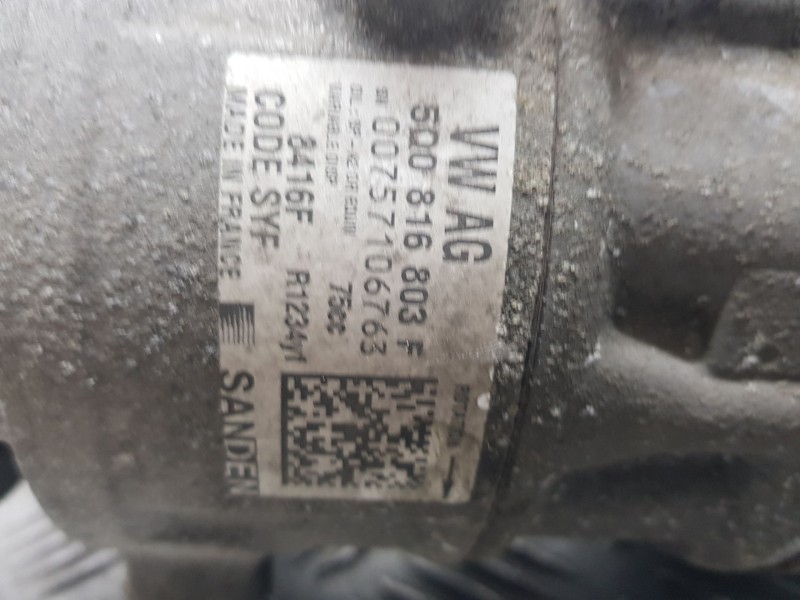 Recambio de compresor aire acondicionado para volkswagen polo v (6r1, 6c1) 1.2 tsi 16v referencia OEM IAM 5Q0816803  