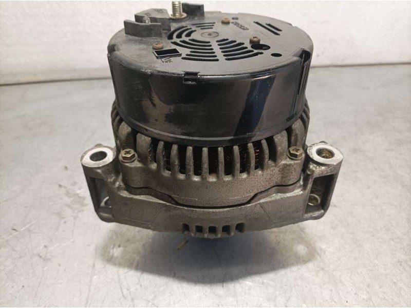 Recambio de alternador para ssangyong korando 2.3 gasolina 105kw referencia OEM IAM 0091549302 0123510039 BOSCH