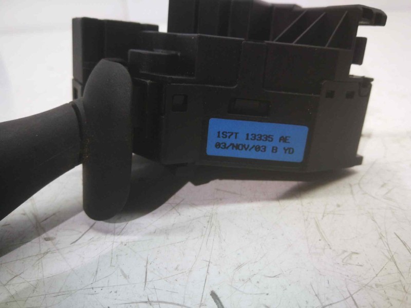 Recambio de mando intermitentes para ford fiesta (cbk) ambiente referencia OEM IAM 1S7T13335AE  
