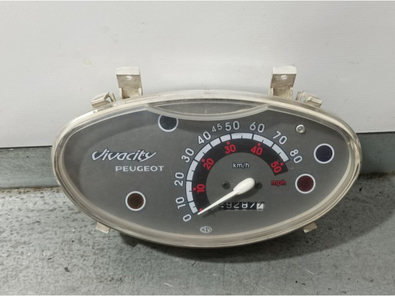 Recambio de cuadro instrumentos para peugeot viva2r referencia OEM IAM CR002800 1176387900 ZADI