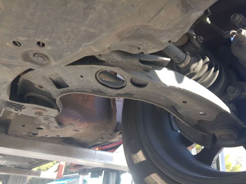 Recambio de brazo suspension inferior delantero izquierdo para mazda 2 lim. () origin referencia OEM IAM DG7R34350  