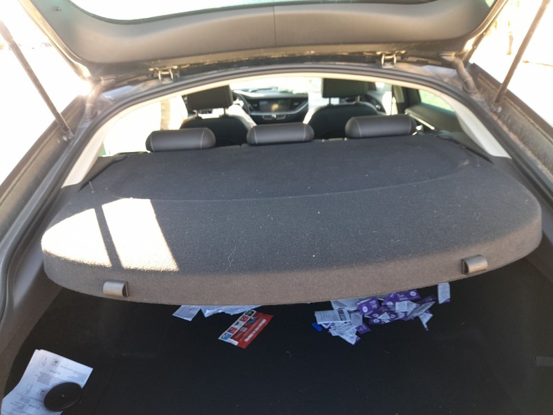 Recambio de bandeja trasera para opel insignia b grand sport (z18) 1.5 (68) referencia OEM IAM YR003720YX  