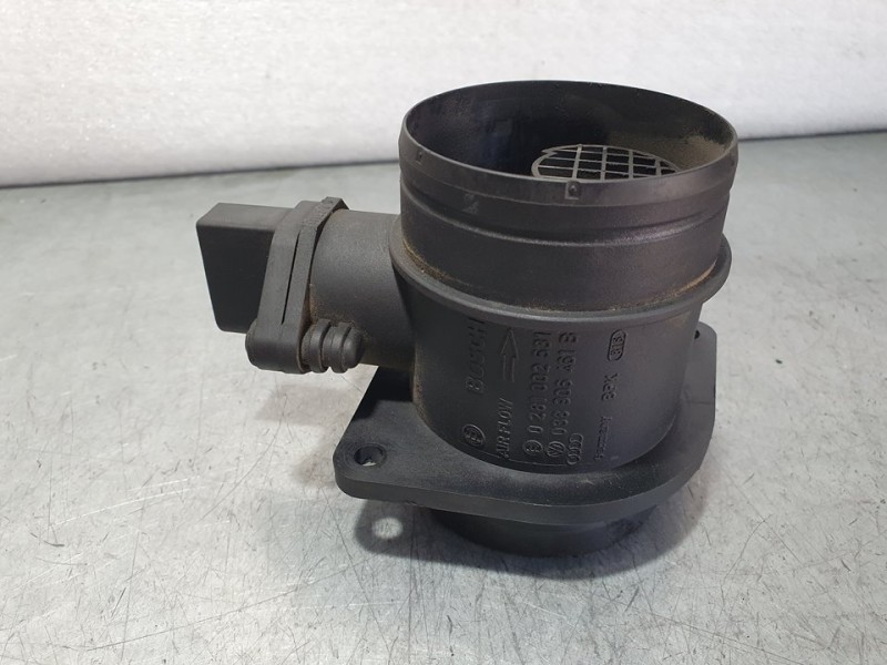 Recambio de caudalimetro para seat cordoba berlina (6l2) stella referencia OEM IAM 038906461B 0281002531 BOSCH
